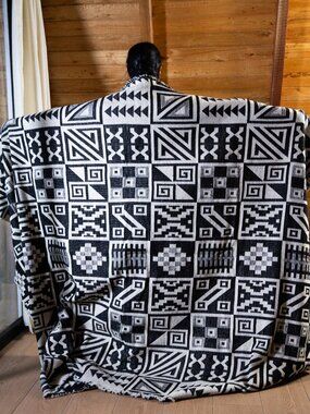 Handwoven Queen 100% Wool Blanket | Native American Western Southwestern Decor